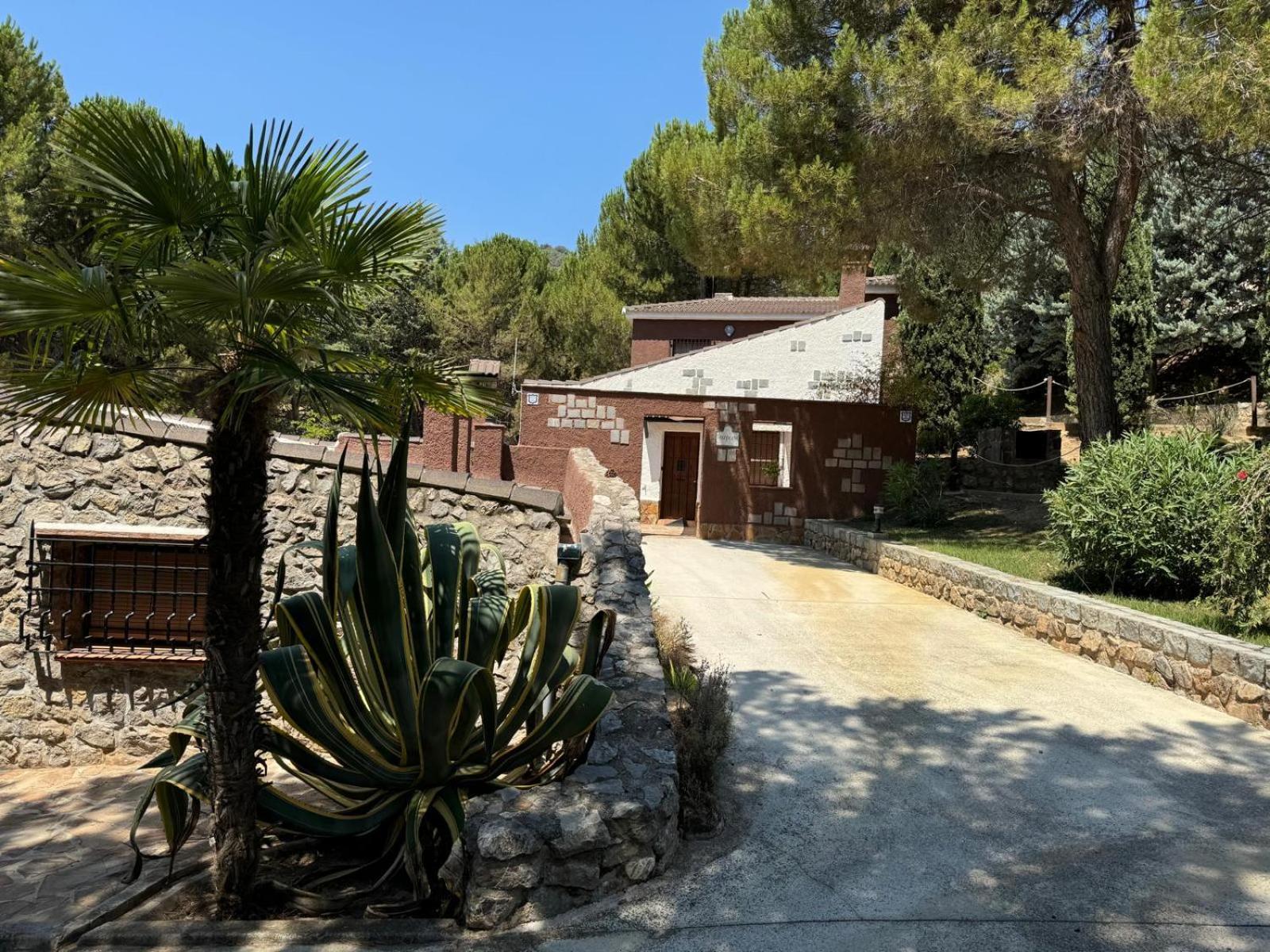 Apiedesierra - Caserio Del Colmenar Huetor Santillan